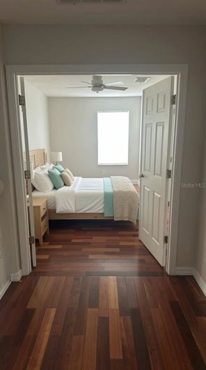 Image No.8-5 Bed House for sale