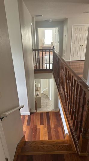 Image No.9-5 Bed House for sale