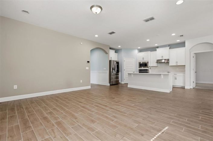Image No.28-4 Bed House for sale