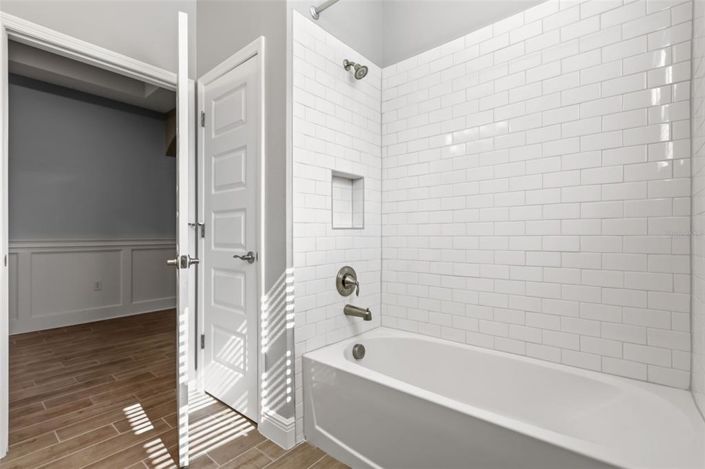 Image No.33-4 Bed House for sale