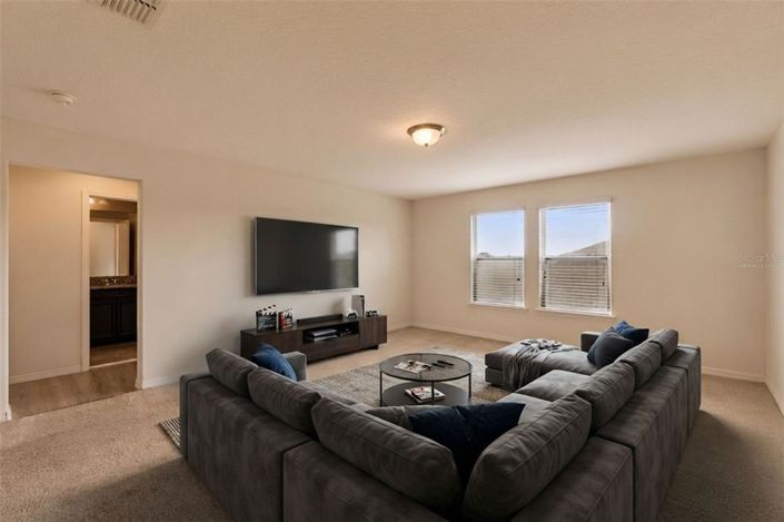 Image No.30-4 Bed House for sale