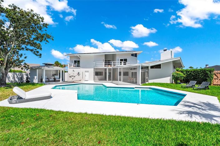 Image No.12-4 Bed House for sale
