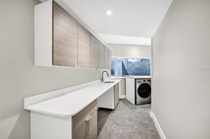 Image No.45-4 Bed House for sale
