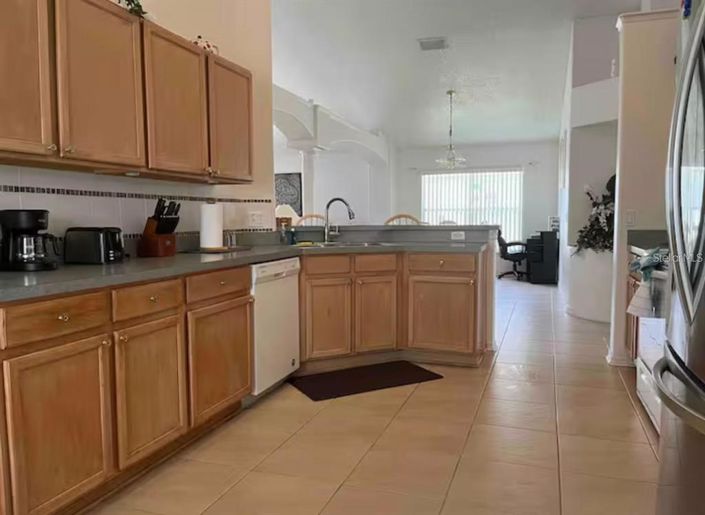Image No.5-4 Bed House for sale