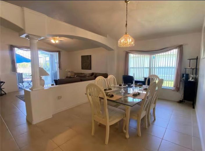 Image No.8-4 Bed House for sale