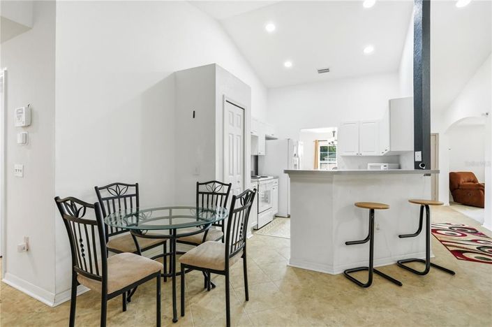 Image No.18-3 Bed House for sale