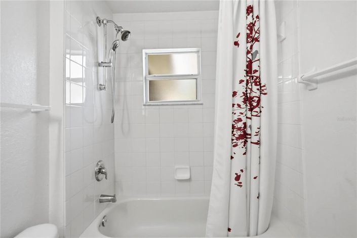 Image No.33-3 Bed House for sale