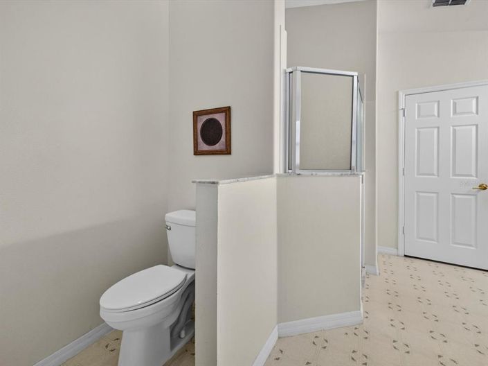 Image No.14-4 Bed House for sale