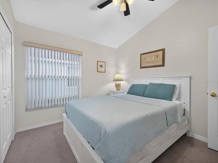 Image No.18-4 Bed House for sale