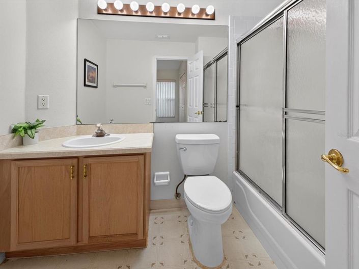 Image No.19-4 Bed House for sale