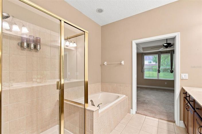 Image No.37-3 Bed Townhouse for sale