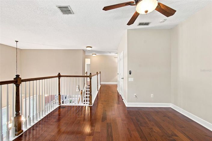 Image No.48-3 Bed Townhouse for sale