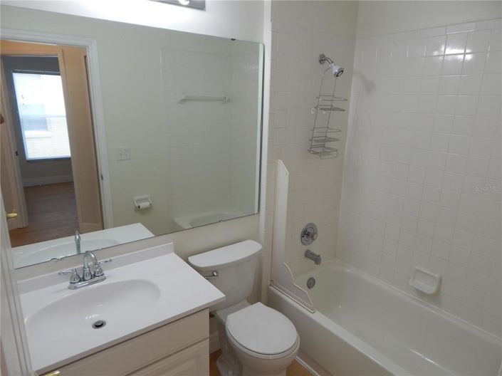 Image No.27-4 Bed House for sale