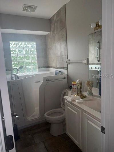 Image No.19-4 Bed House for sale