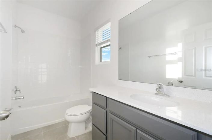Image No.9-3 Bed Townhouse for sale