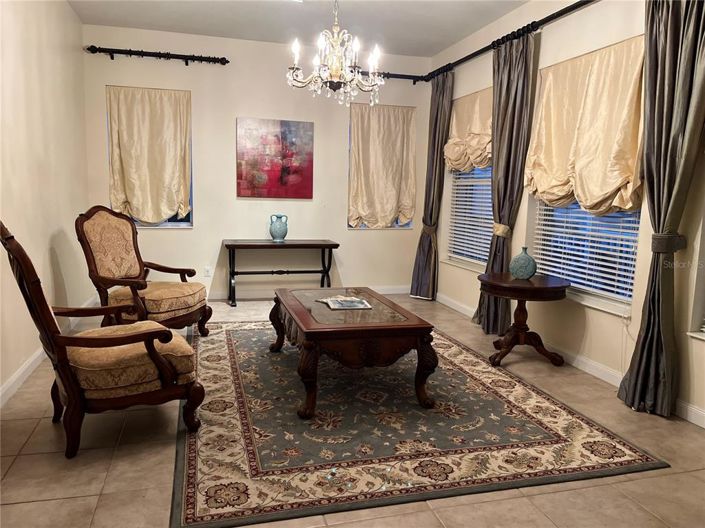 Image No.3-4 Bed House for sale