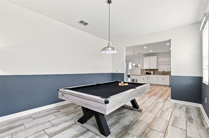 Image No.17-6 Bed House for sale