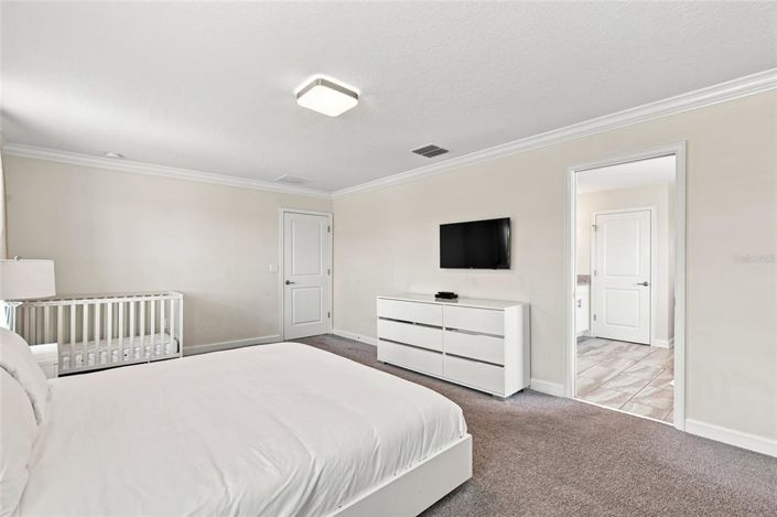 Image No.33-6 Bed House for sale
