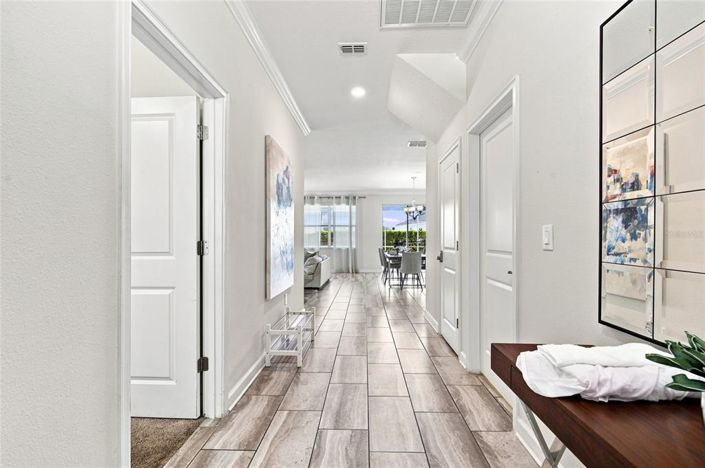 Image No.4-6 Bed House for sale