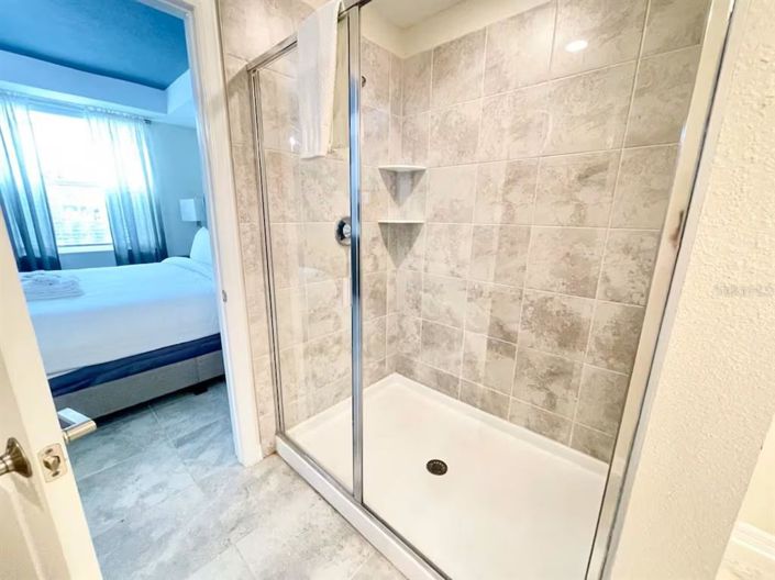 Image No.9-3 Bed Apartment for sale