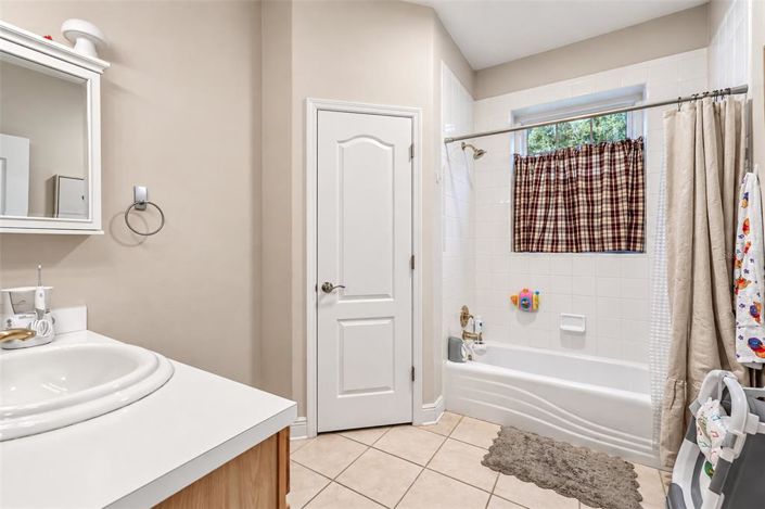 Image No.37-3 Bed House for sale