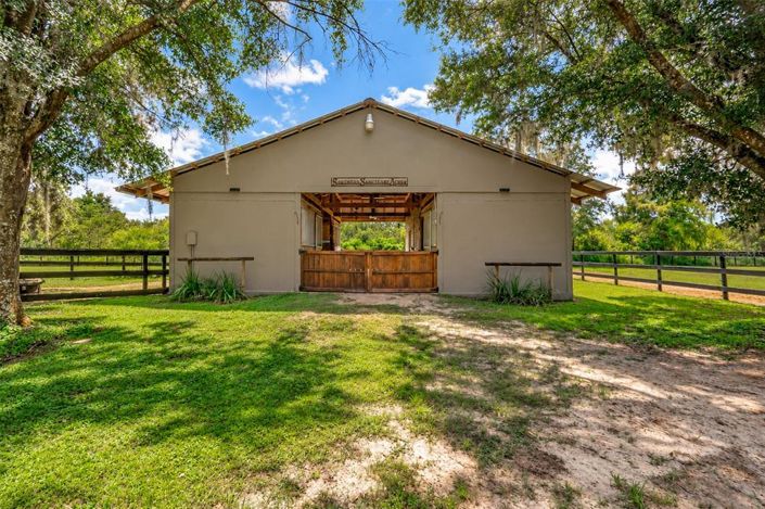 Image No.8-3 Bed House for sale