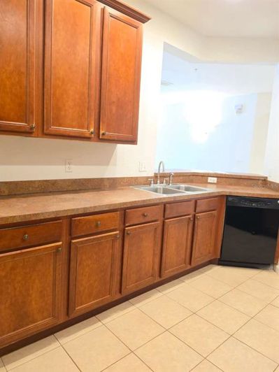 Image No.13-3 Bed Apartment for sale