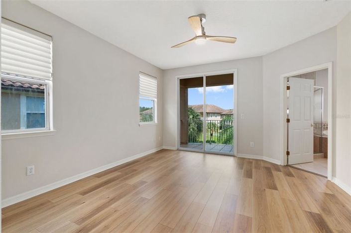 Image No.14-3 Bed Townhouse for sale