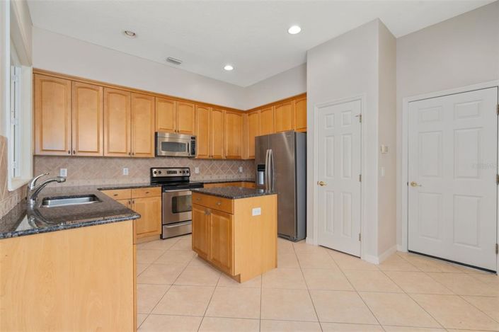 Image No.7-3 Bed Townhouse for sale