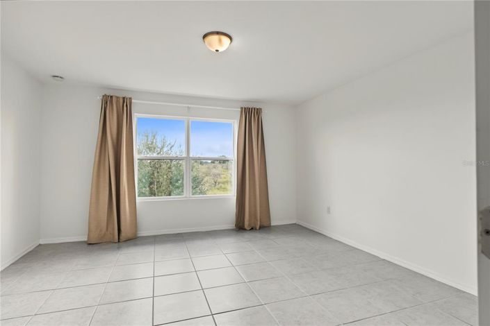 Image No.15-3 Bed Townhouse for sale