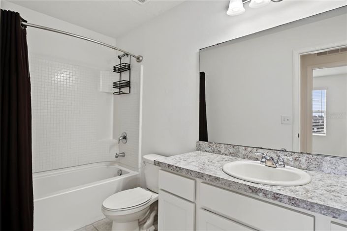 Image No.24-3 Bed Townhouse for sale