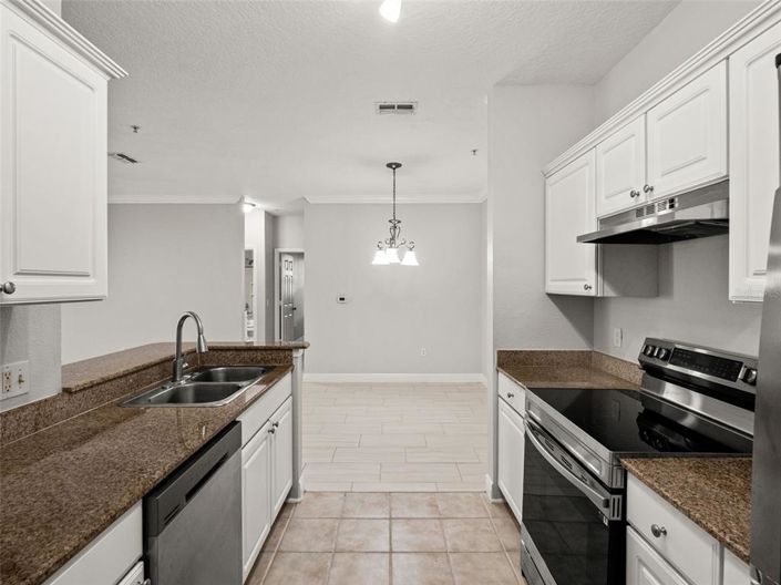 Image No.10-3 Bed Apartment for sale