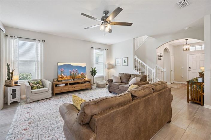 Image No.8-4 Bed House for sale