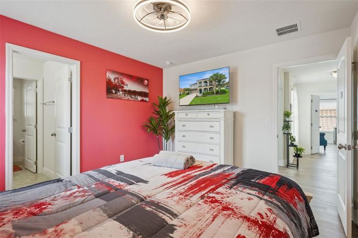 Image No.14-6 Bed House for sale