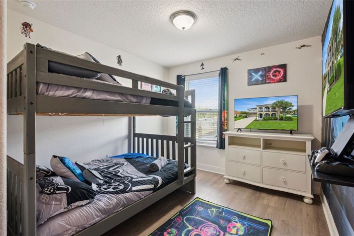Image No.15-6 Bed House for sale