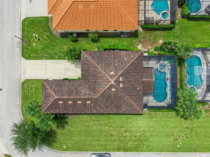 Image No.30-6 Bed House for sale