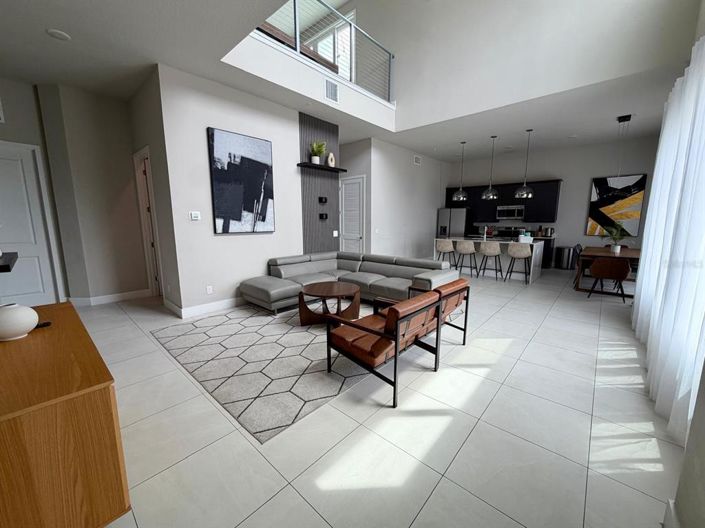 Image No.10-5 Bed Apartment for sale