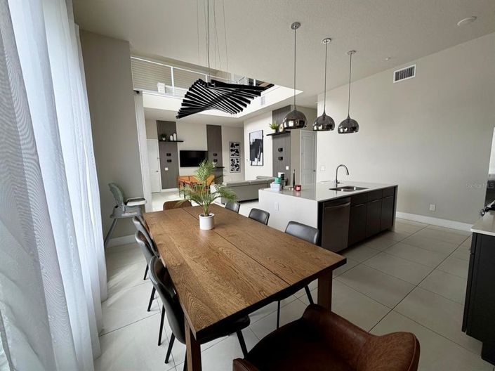 Image No.16-5 Bed Apartment for sale