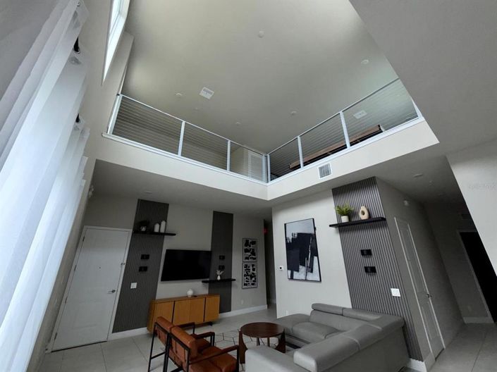 Image No.2-5 Bed Apartment for sale