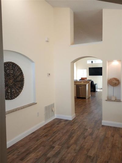 Image No.3-4 Bed House for sale