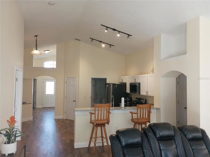 Image No.7-4 Bed House for sale