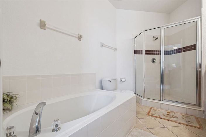 Image No.24-4 Bed House for sale