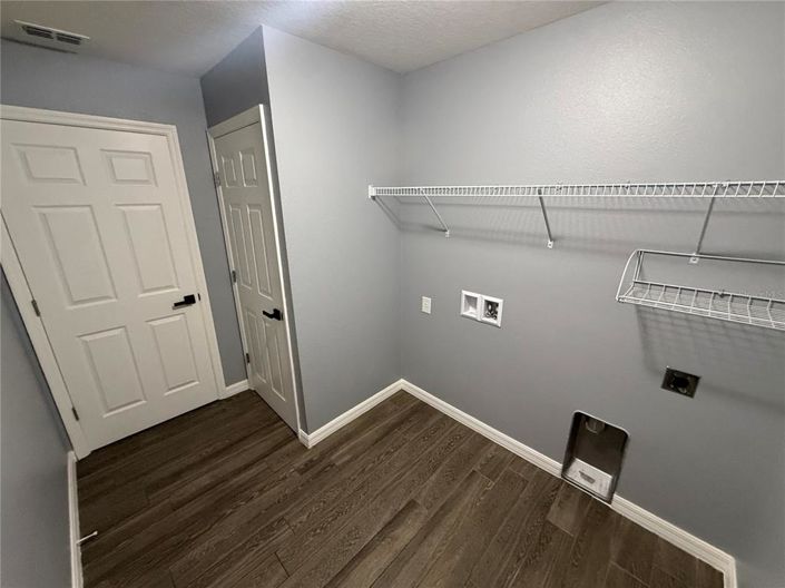 Image No.25-3 Bed House for sale