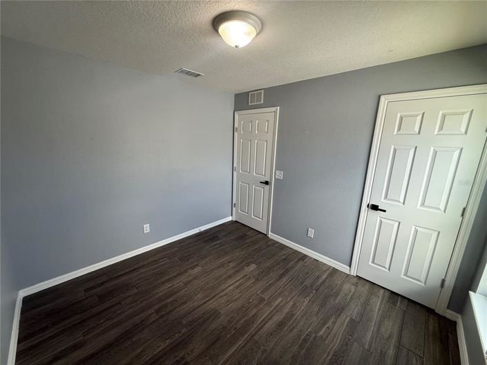 Image No.28-3 Bed House for sale