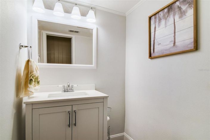 Image No.17-3 Bed House for sale