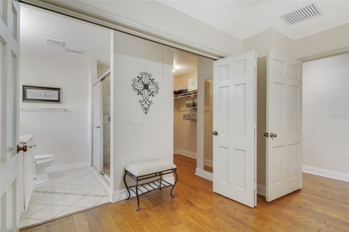 Image No.25-3 Bed House for sale