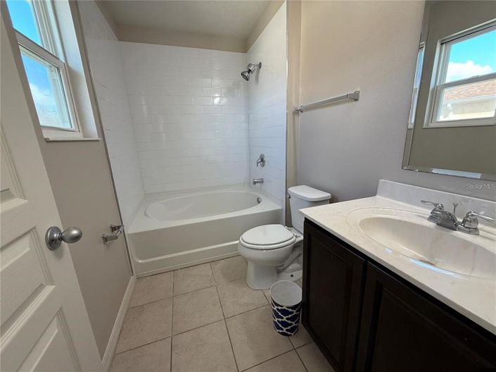 Image No.26-4 Bed Townhouse for sale