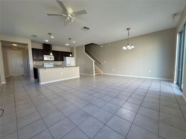 Image No.7-4 Bed Townhouse for sale