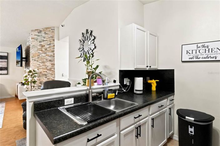 Image No.12-3 Bed House for sale