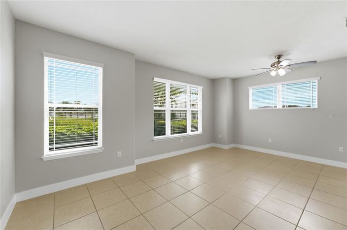 Image No.21-3 Bed Townhouse for sale